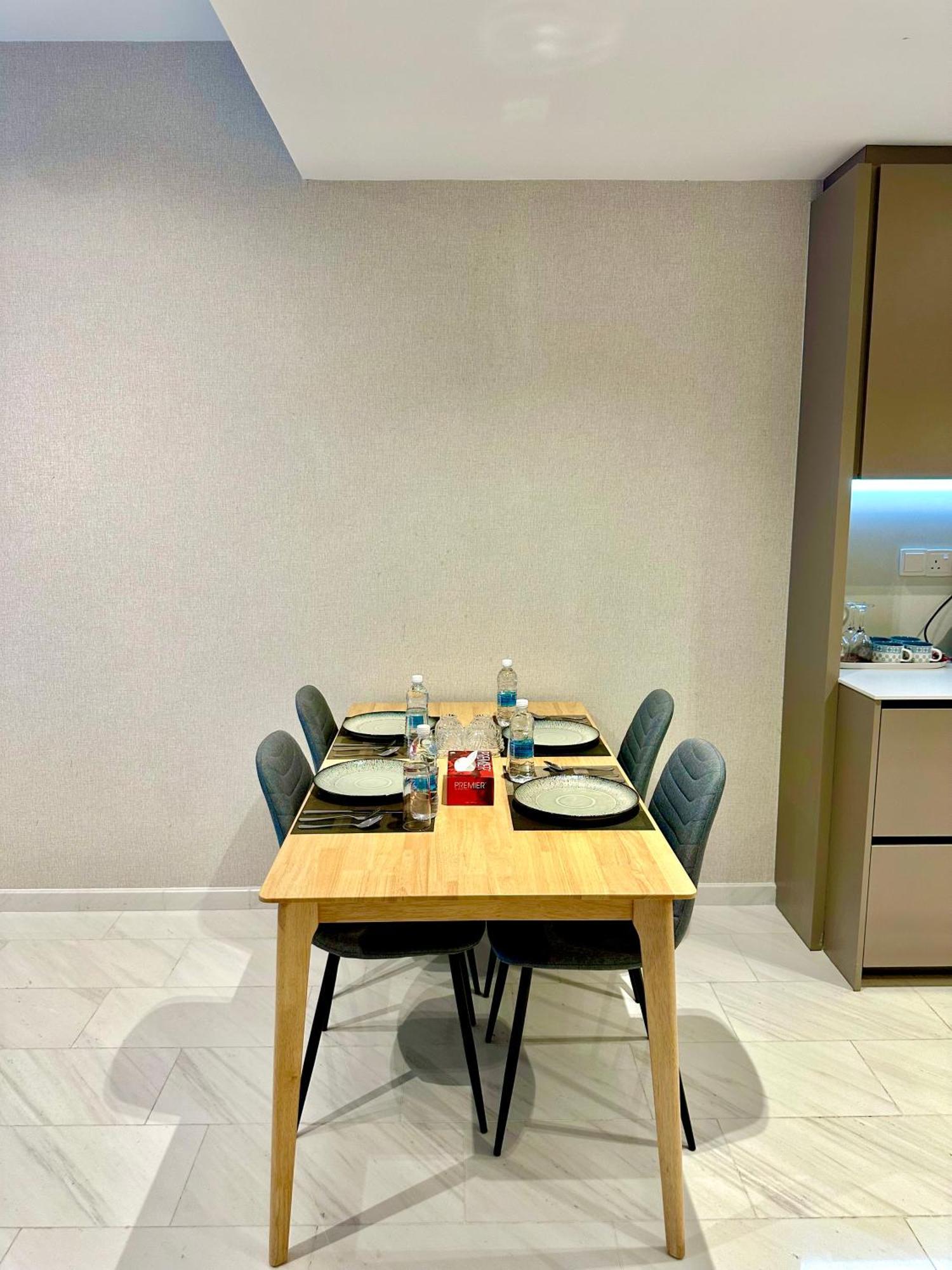 Pangsapuri Luxury At Eaton Klcc Kuala Lumpur